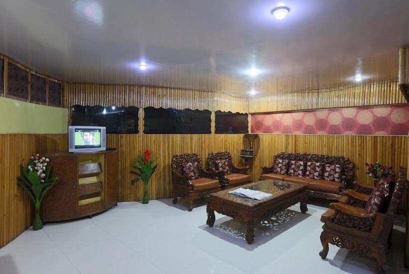 Hotel Assembly Shillong Zewnętrze zdjęcie