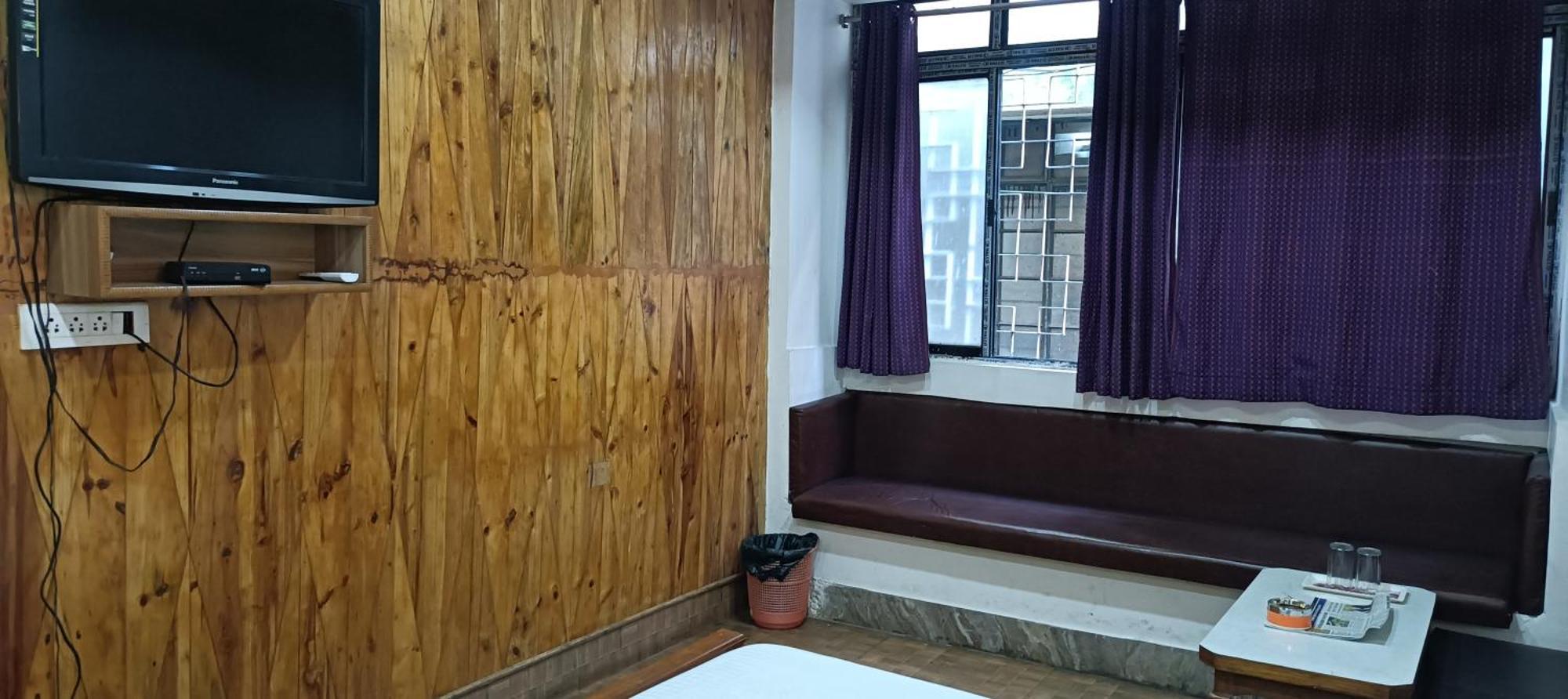 Hotel Assembly Shillong Zewnętrze zdjęcie